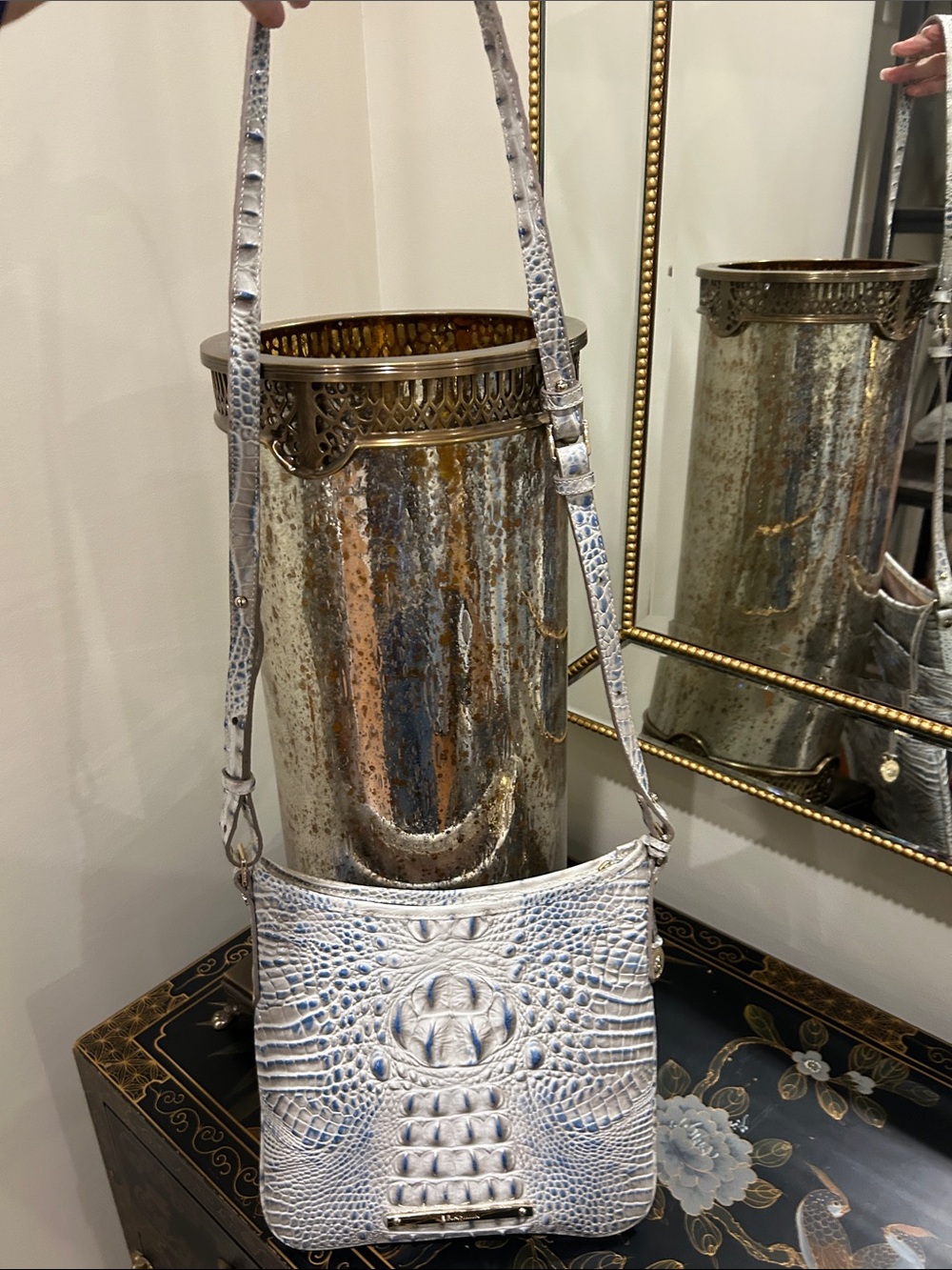 Brahmin - White & Light Blue Croc-Embossed Women’s Shoulder Bag crossbody - Picture 6 of 6